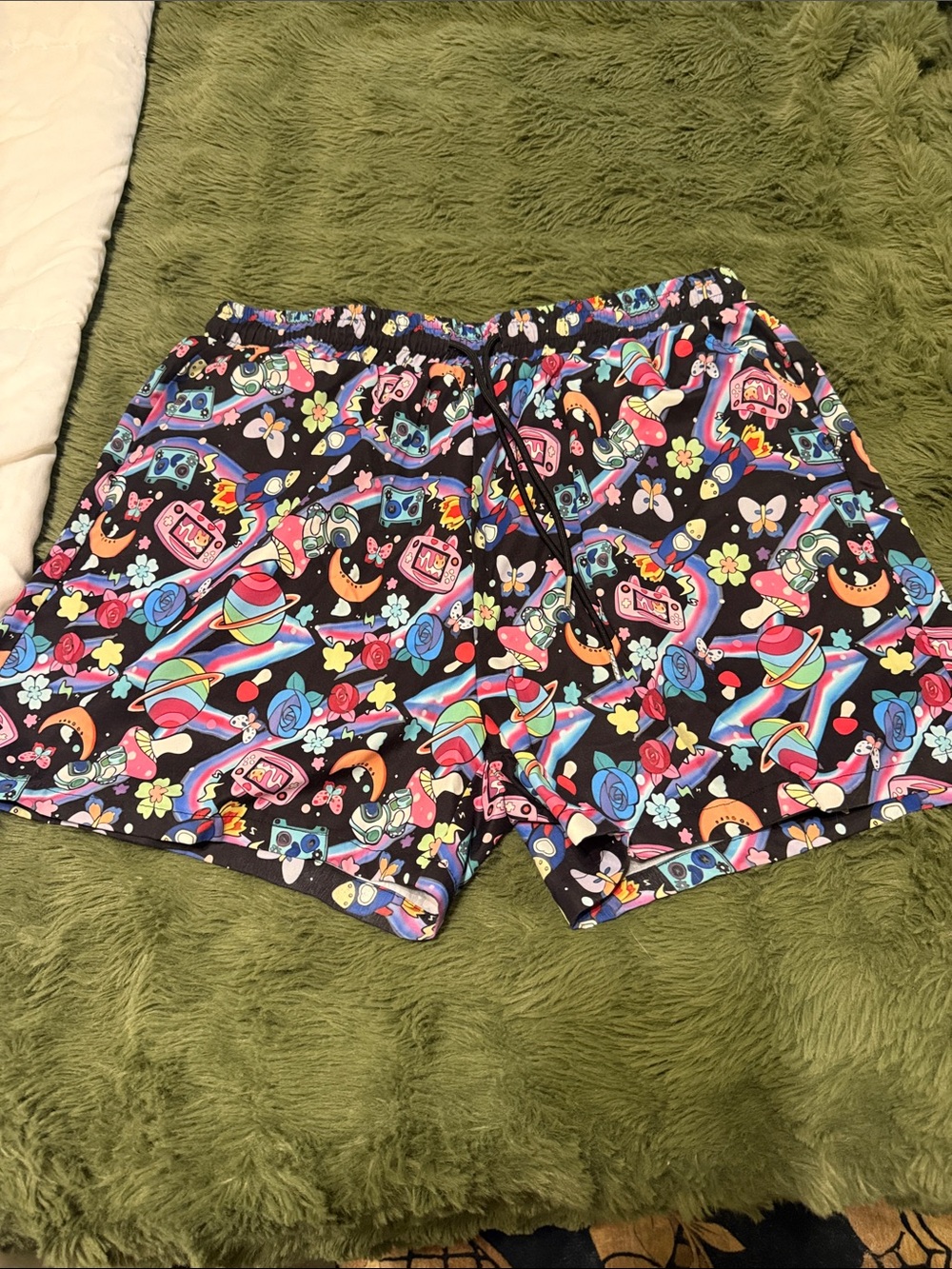 Men's Black Multicolor Graphic Athletic Shorts with Drawstring